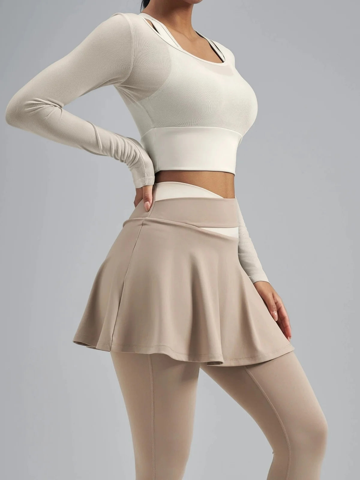 Conjunto Saia Performance Mirela