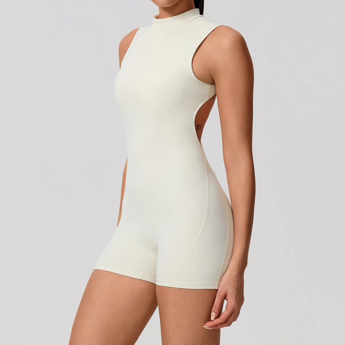 Macaquinho Fitness Esculpido Costas Abertas Aveline